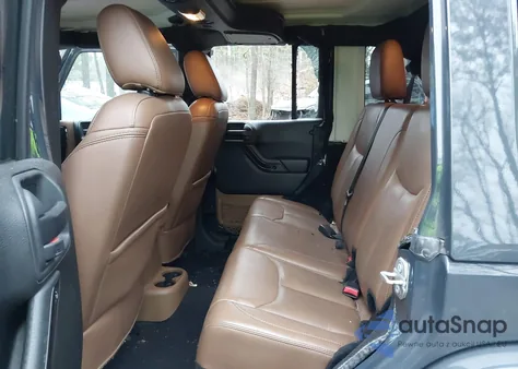 2018 Jeep Wrangler Jk Unlimited Sahara 4X4 из США, поврежденный, VIN 1C4BJWEG2JL841171